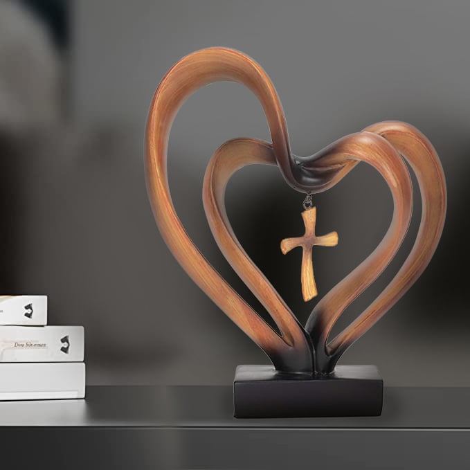 Evige Hjerter Korsskulptur